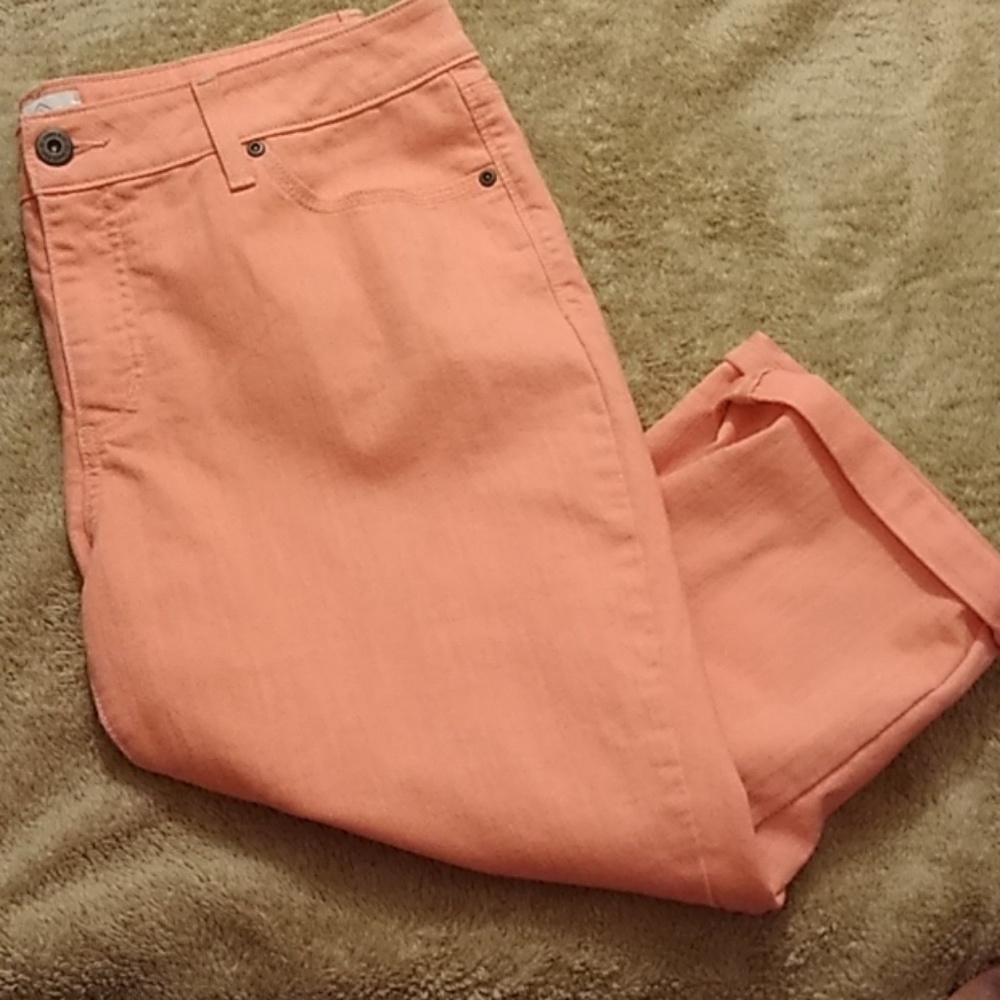 ST JOHN'S BAY Ankle Jeans (PETITE) in Pink